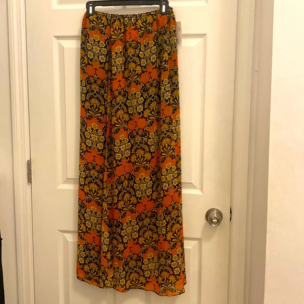 Multi color skirt size small